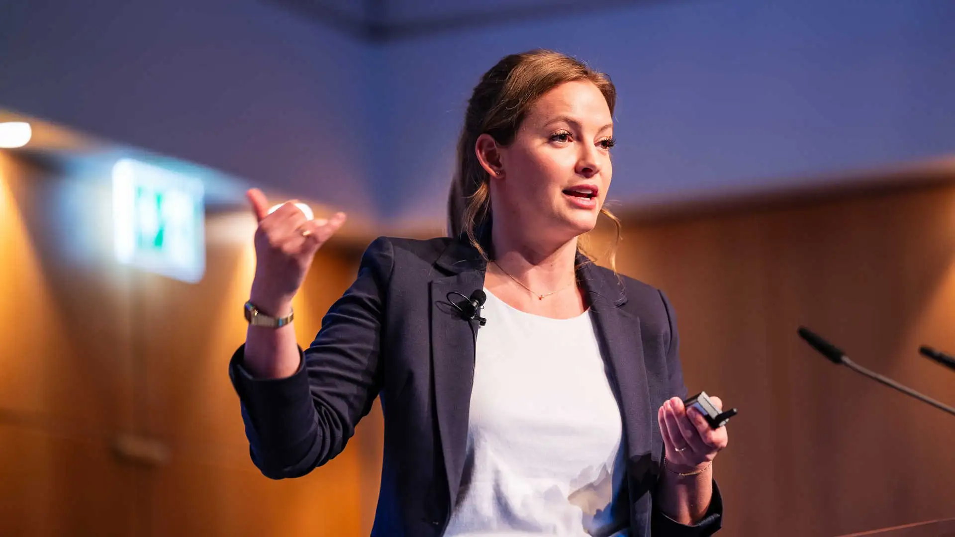 Eva Buchta Referentin Tutorial Schutz- und Leittechnik 2026